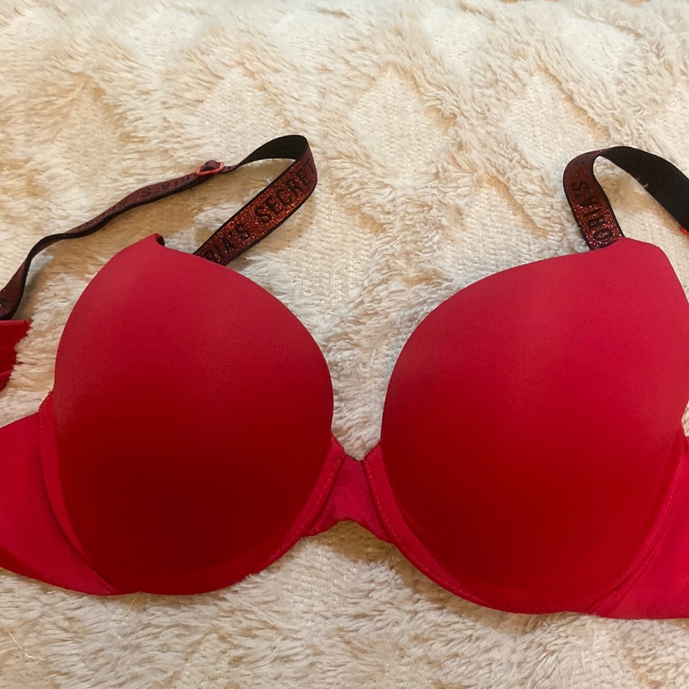 Victoria Secret red padded push up bra